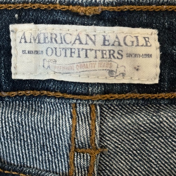 American Eagle Vintage Low Rise Flare Jeans - Picture 3 of 4